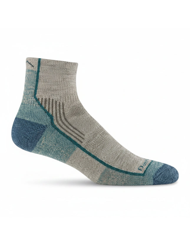 Darn Tough mens light hiker quarter sock in oatmeal